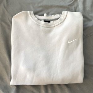 Cream Nike Sweatshirt